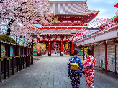 Các ngôi chùa ở Nhật Bản gióng bao nhiêu hồi chuông mừng năm mới?