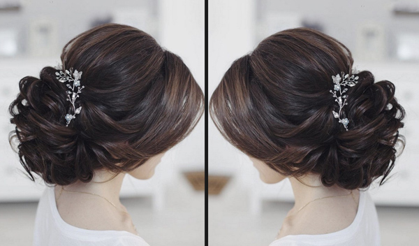 Tóc búi cuộn tết mai cho chị em tuổi trung niên Tóc búi cuộn tết mai cho chị em tuổi trung niên