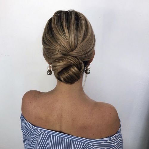 Cách búi tóc thấp cho tóc dài Cách búi tóc thấp cho tóc dài