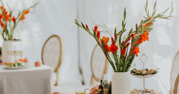 Cách cắm hoa dơn