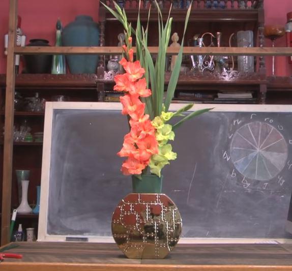 Cách cắm hoa lay ơn để bàn thờ Cách cắm hoa lay ơn để bàn thờ