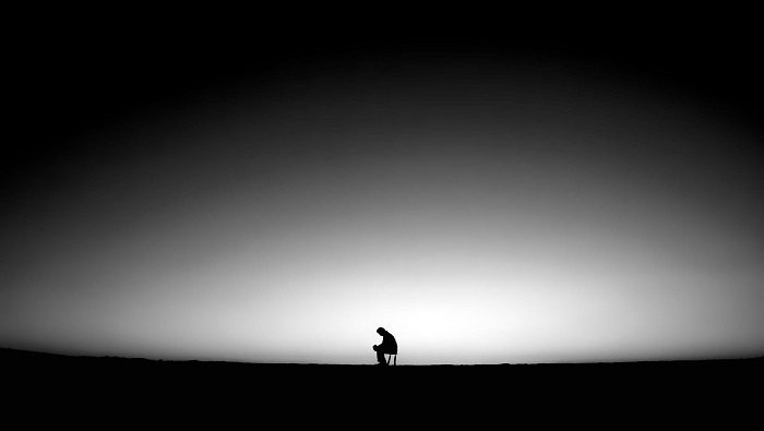 Avatar hình ảnh buồn, ảnh đen buồn cho những người mất người thân