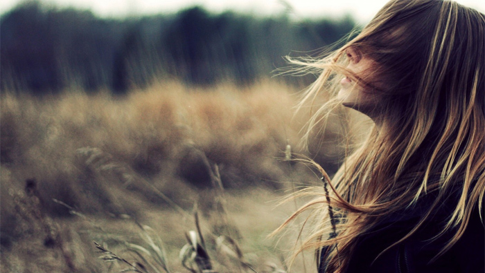 Hình ảnh cô gái buồn đẹp Hình ảnh cô gái buồn đẹp