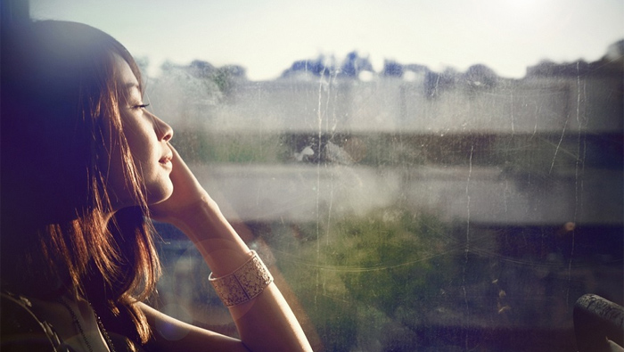 Hình ảnh cô gái buồn đẹp Hình ảnh cô gái buồn đẹp