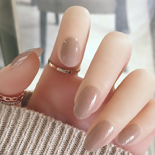 Nail màu nude