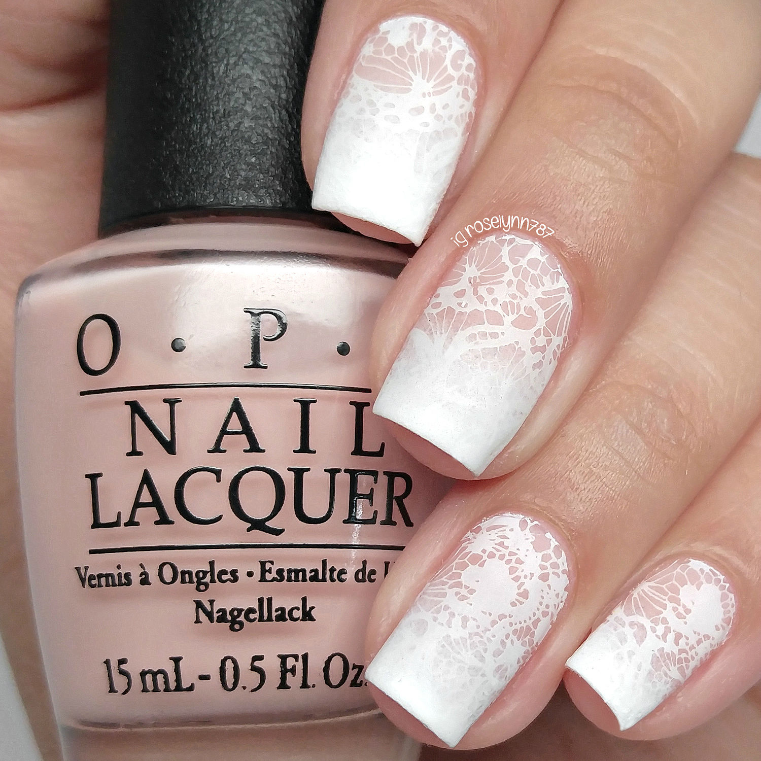 Mẫu nail nhẹ nhàng cho cô dâu