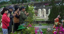 Lễ cúng tạ mộ cuối năm cần sắm gì? Văn khấn, bài khấn tạ mộ cuối năm