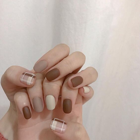 Làm nail đẹp