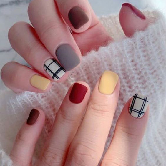Một số màu nail Hàn Quốc tôn da