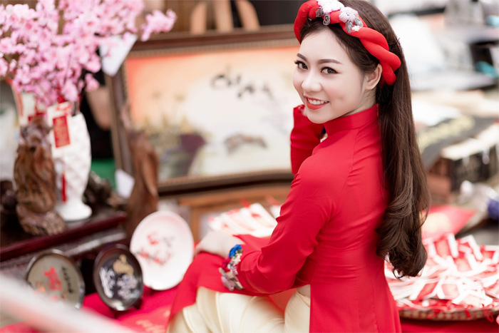 Trang phục màu đỏ Trang phục màu đỏ