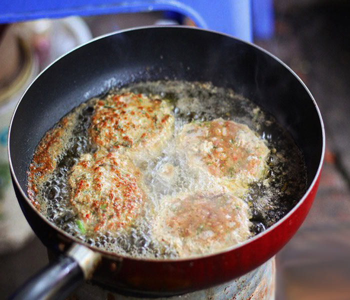 Rán chả rươi Rán chả rươi