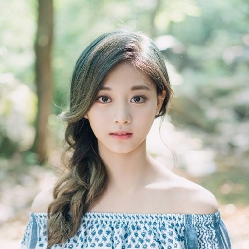 Tóc màu nâu lạnh ánh rêu Tóc màu nâu lạnh ánh rêu