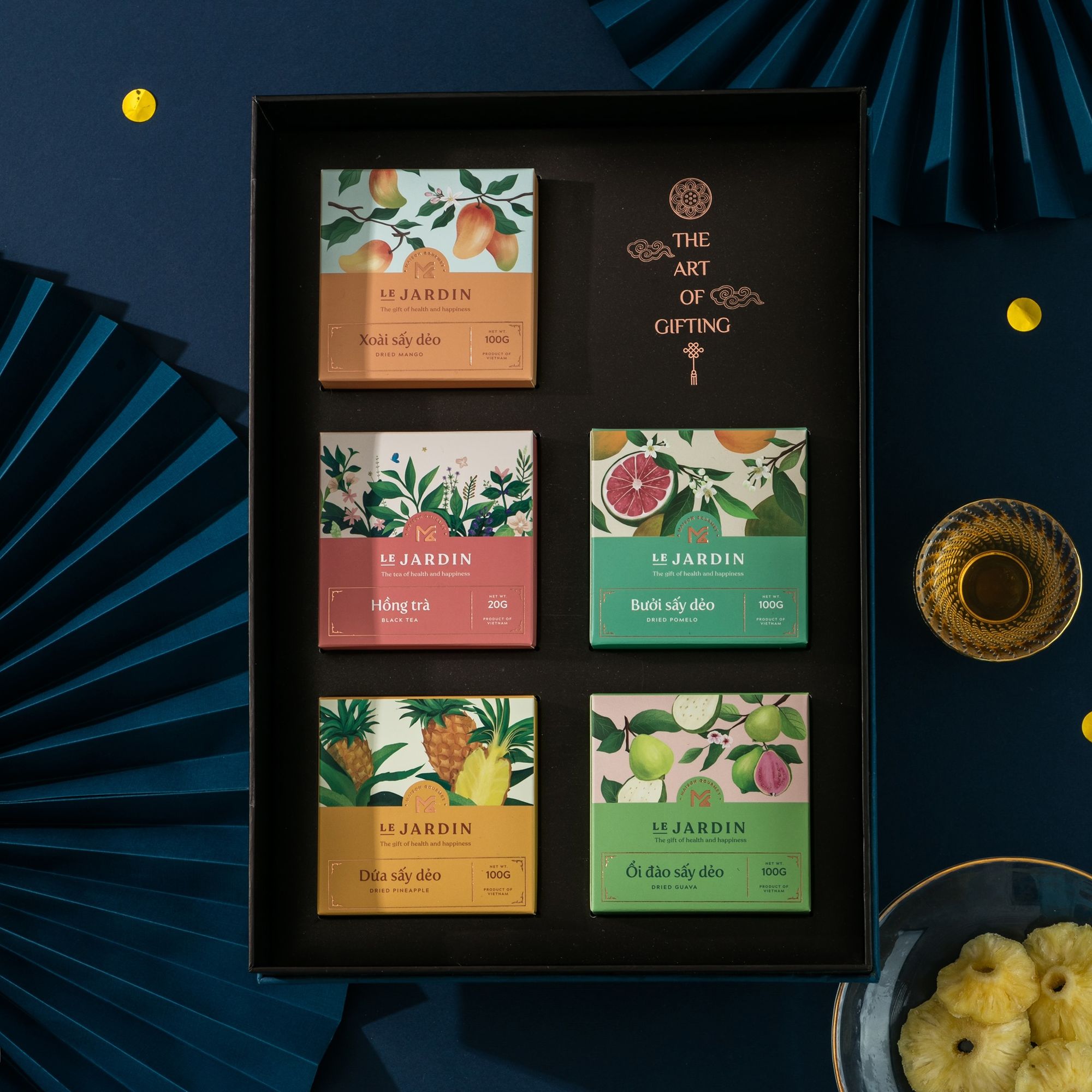 Bộ quà Tết lịch sự, sang trọng cho khách hàng