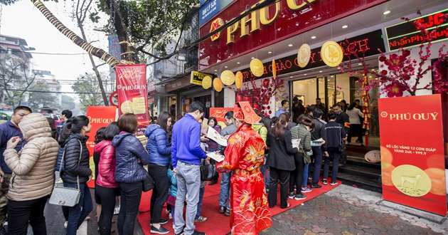 Ngày vía Thần Tài nên mua gì