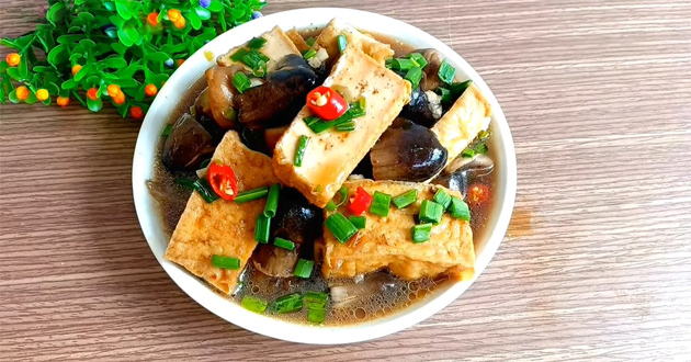 Đậu hũ kho nấm rơm Đậu hũ kho nấm rơm