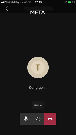 Nhấn biểu tượng "Camera"