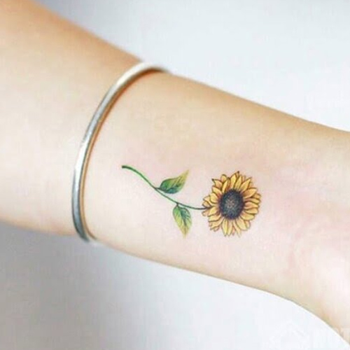 hình xăm mini ở cổ tay nữ đẹp hình xăm mini ở cổ tay nữ đẹp
