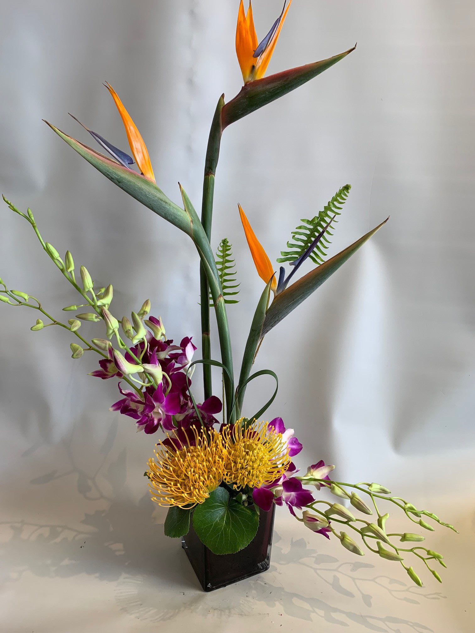 Bình hoa thiên điểu độc đáo