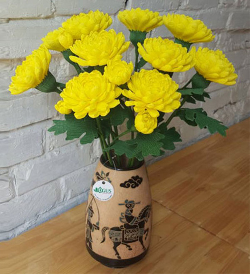 Cách cắm hoa cúc bàn thờ Cách cắm hoa cúc bàn thờ