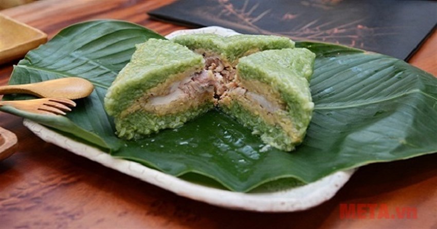 Luộc bánh chưng xanh với các mẹo đơn giản
