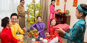 Gia chủ tuổi Sửu chọn người xông đất, xông nhà năm 2024 tuổi nào hợp?