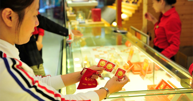 Giờ đẹp mua vàng vía Thần Tài