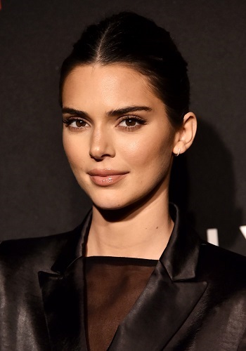 Nguyên tắc khi chọn màu son cho da ngăm Nguyên tắc khi chọn màu son cho da ngăm