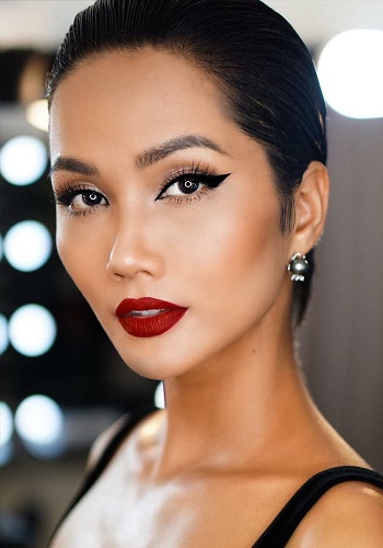 Son màu đỏ cho da ngăm Son màu đỏ cho da ngăm