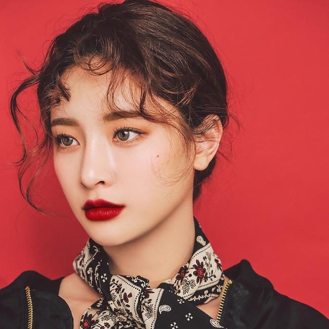 Màu son đỏ tôn da