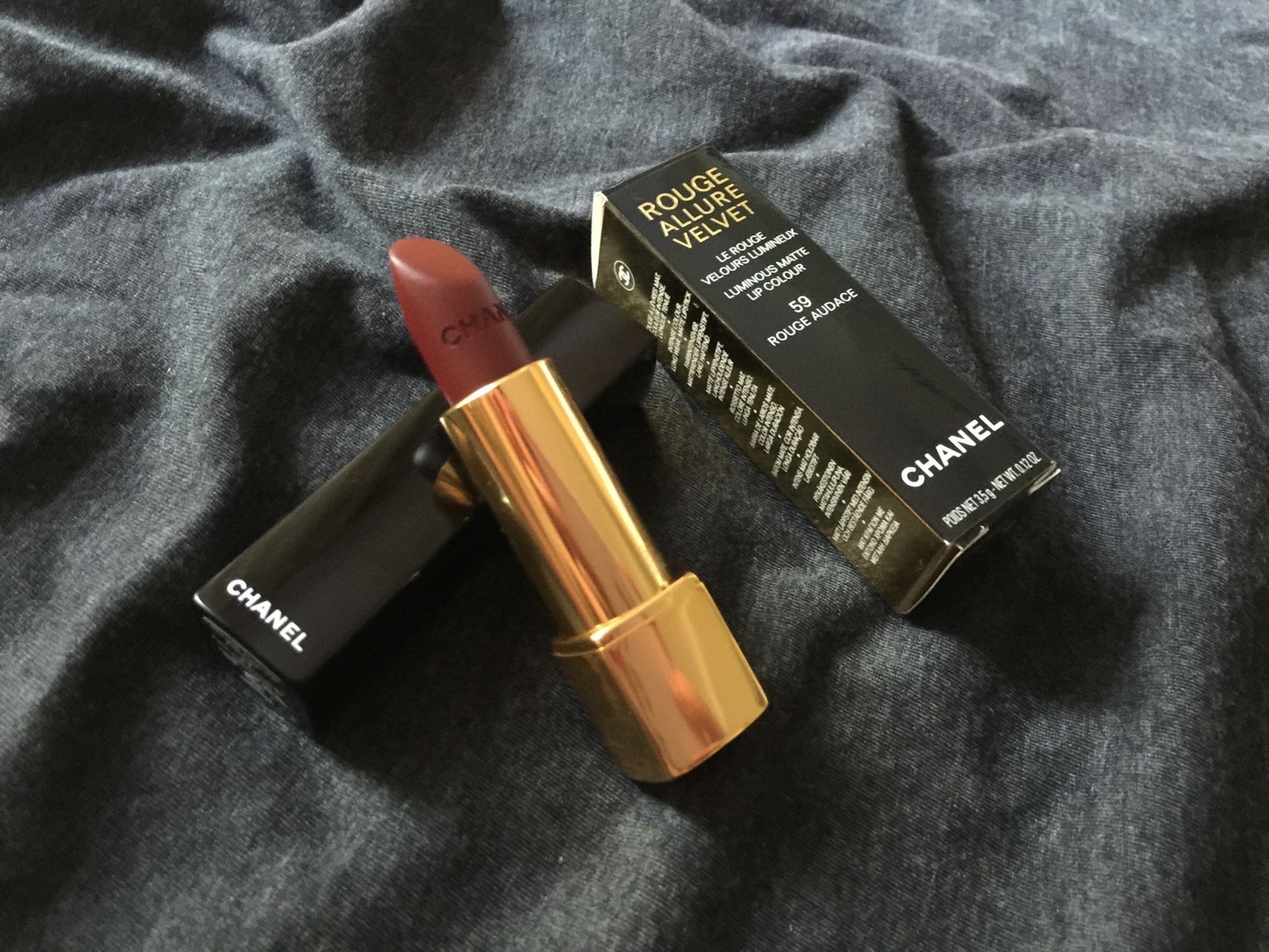 Son Chanel thời thượng