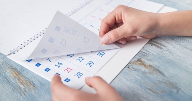 Sử dụng lịch 52 tuần để kiểm tra số thứ tự tuần thật nhanh chóng.