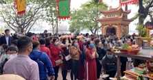 Sắm lễ đi Phủ Tây Hồ gồm những gì? Kinh nghiệm đi Phủ Tây Hồ