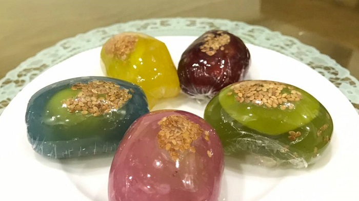 Bánh phu thê làm từ bột năng Bánh phu thê làm từ bột năng