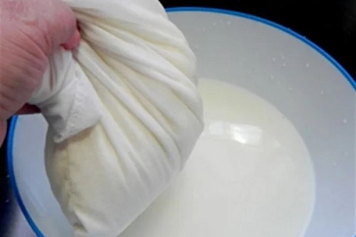 Cách làm bột năng đơn giản tại nhà Cách làm bột năng đơn giản tại nhà