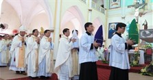 Ý nghĩa Lễ Truyền Dầu - Lịch tổ chức Thánh Lễ Truyền Dầu