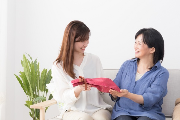 Tặng quà gì vào ngày của Mẹ? Tặng quà gì vào ngày của Mẹ?