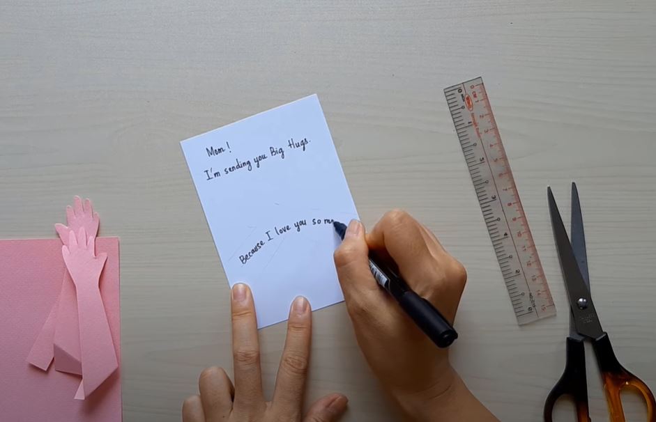 Cách làm thiệp chúc mừng Ngày của Mẹ đẹp, đơn giản