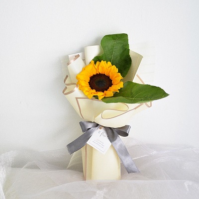 Mẫu bó hoa hướng dương đẹp độc đáo