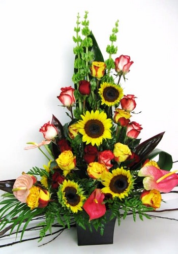 Mẫu cắm hoa hướng dương 5 bông đẹp và nghệ thuật Mẫu cắm hoa hướng dương 5 bông đẹp và nghệ thuật