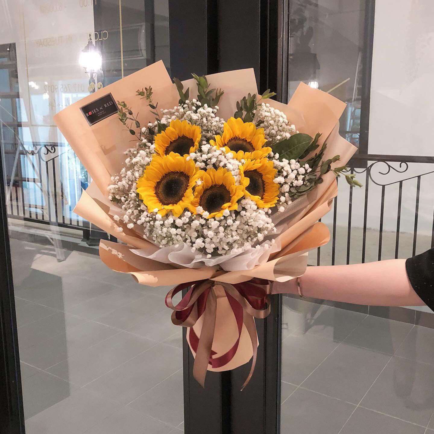 Tặng hoa hướng dương có ý nghĩa gì? Tặng hoa hướng dương có ý nghĩa gì?