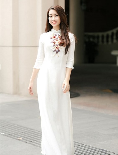 Cách chọn áo dài chụp kỷ yếu đẹp