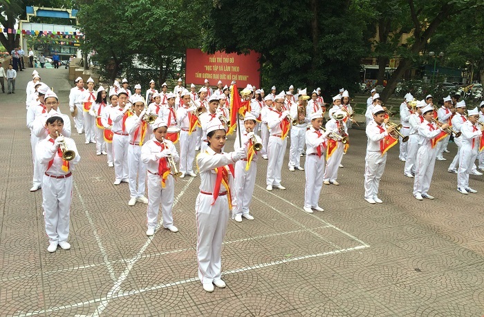 Các hoạt động vào ngày thành lập Đội