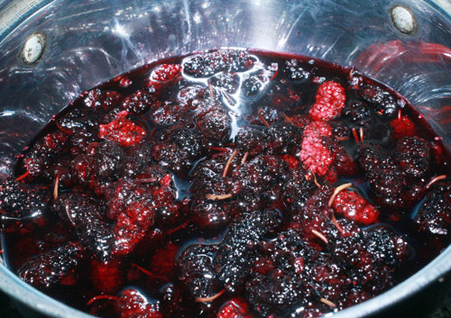 Cách làm siro dâu tằm ngâm đường Cách làm siro dâu tằm ngâm đường