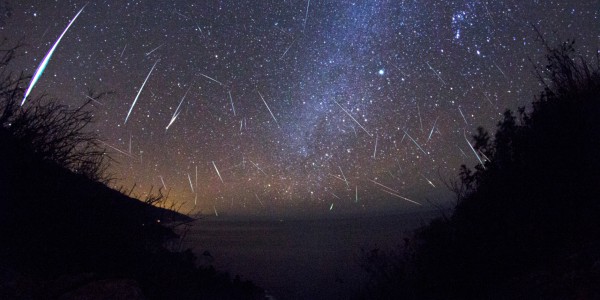 Sao băng xuất hiện hằng ngày, nhưng nếu không đủ kiên nhẫn quan sát, bạn có thể đợi đến khi có mưa sao băng để ngắm sao băng dễ hơn. Sao băng xuất hiện hằng ngày, nhưng nếu không đủ kiên nhẫn quan sát, bạn có thể đợi đến khi có mưa sao băng để ngắm sao băng dễ hơn.