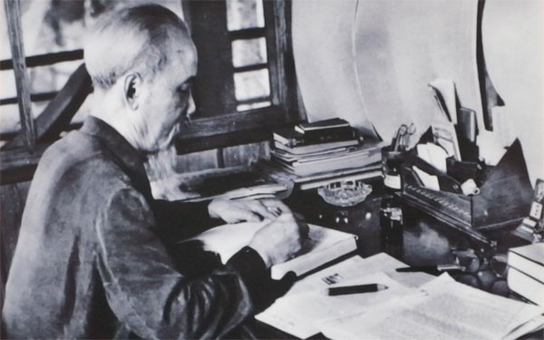 Thơ về Bác Hồ Chí Minh