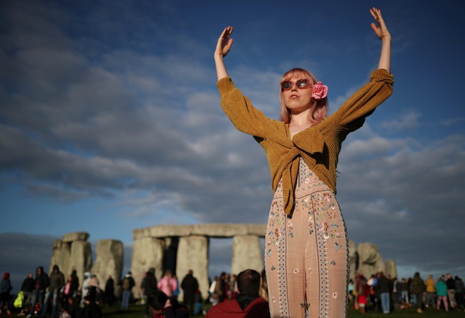 Lễ hội đón Hạ chí tại vòng tròn đá Stonehenge