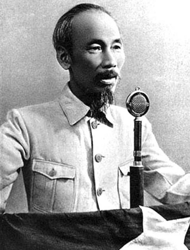 Ảnh chân dung Bác Hồ đẹp, giản dị Ảnh chân dung Bác Hồ đẹp, giản dị