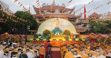 Lễ Phật Đản là gì? Ý nghĩa của ngày lễ Phật Đản Vesak