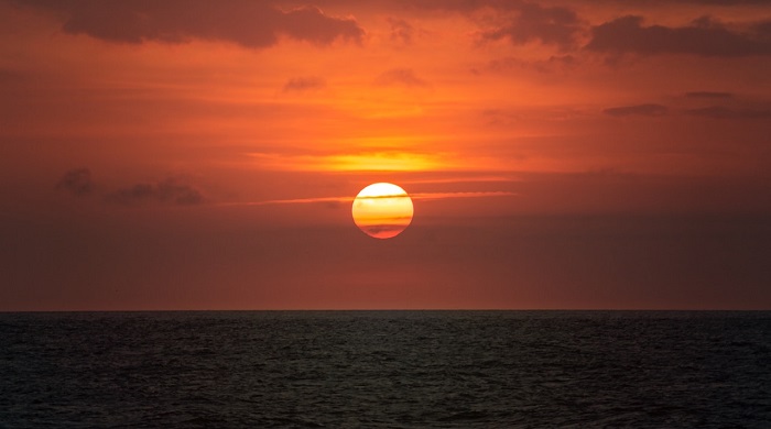 Hình ảnh hoàng hôn trên biển ấn tượng nhất