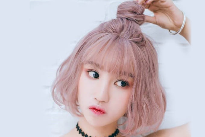 Các kiểu cột tóc cho tóc uốn